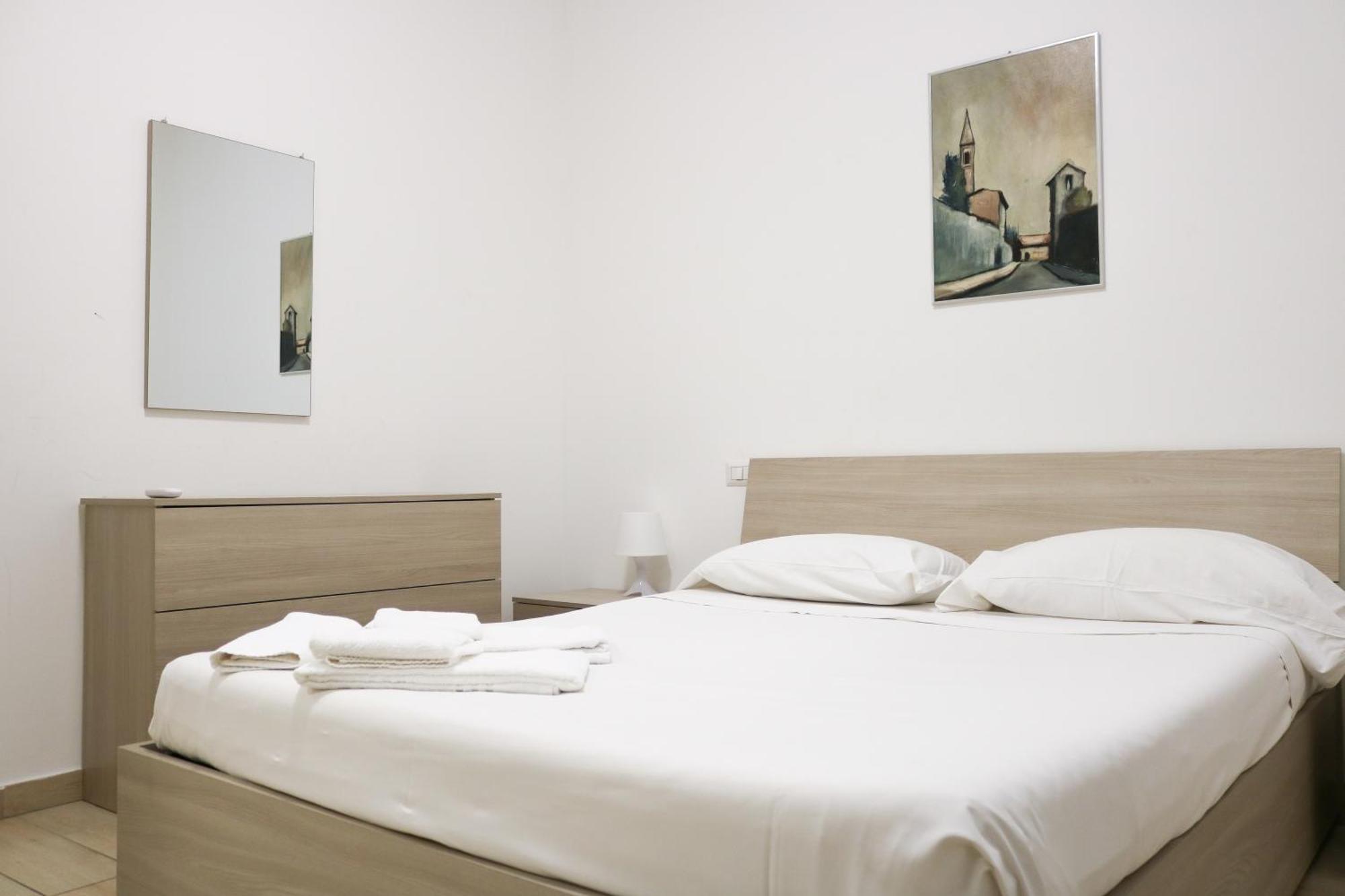 Along The Canal Smart Flat Naviglio - 4 People Корсико Экстерьер фото