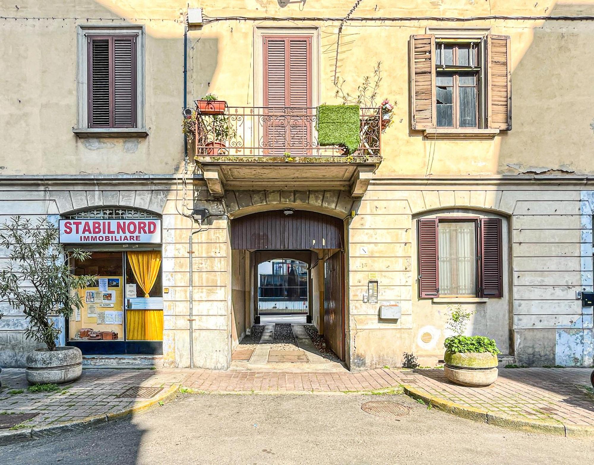 Along The Canal Smart Flat Naviglio - 4 People Корсико Экстерьер фото